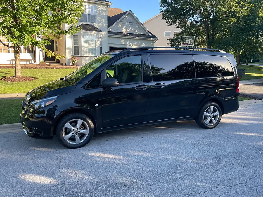 Classic V-Class style minivan for 8-passenger group trips