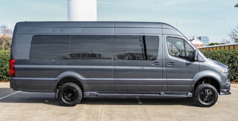 12-seater VIP executive Sprinter van in Midland, Texas