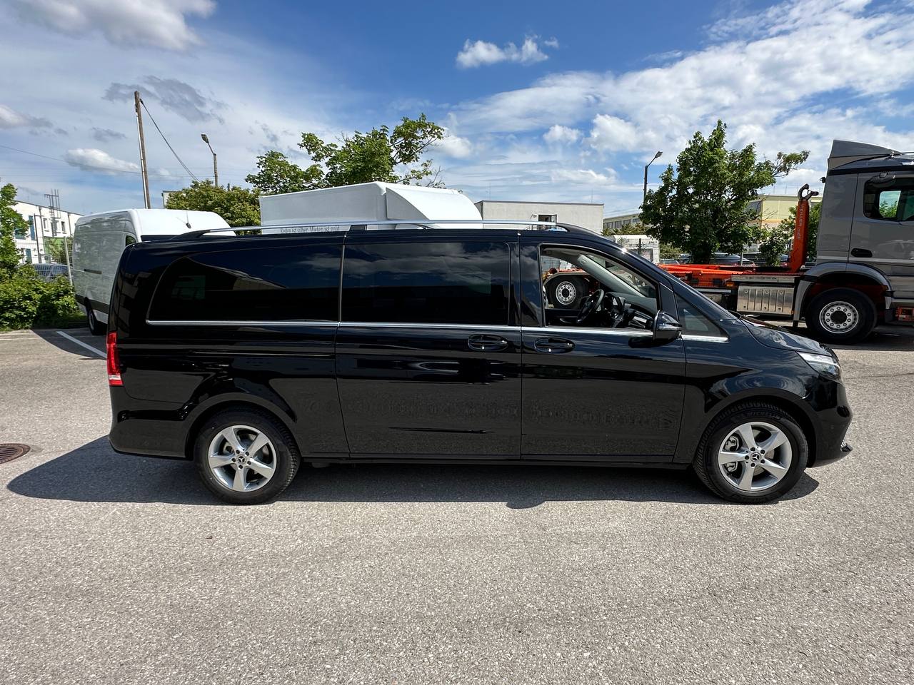Mercedes Sprinter van exterior view — Stuttgart Germany van rental