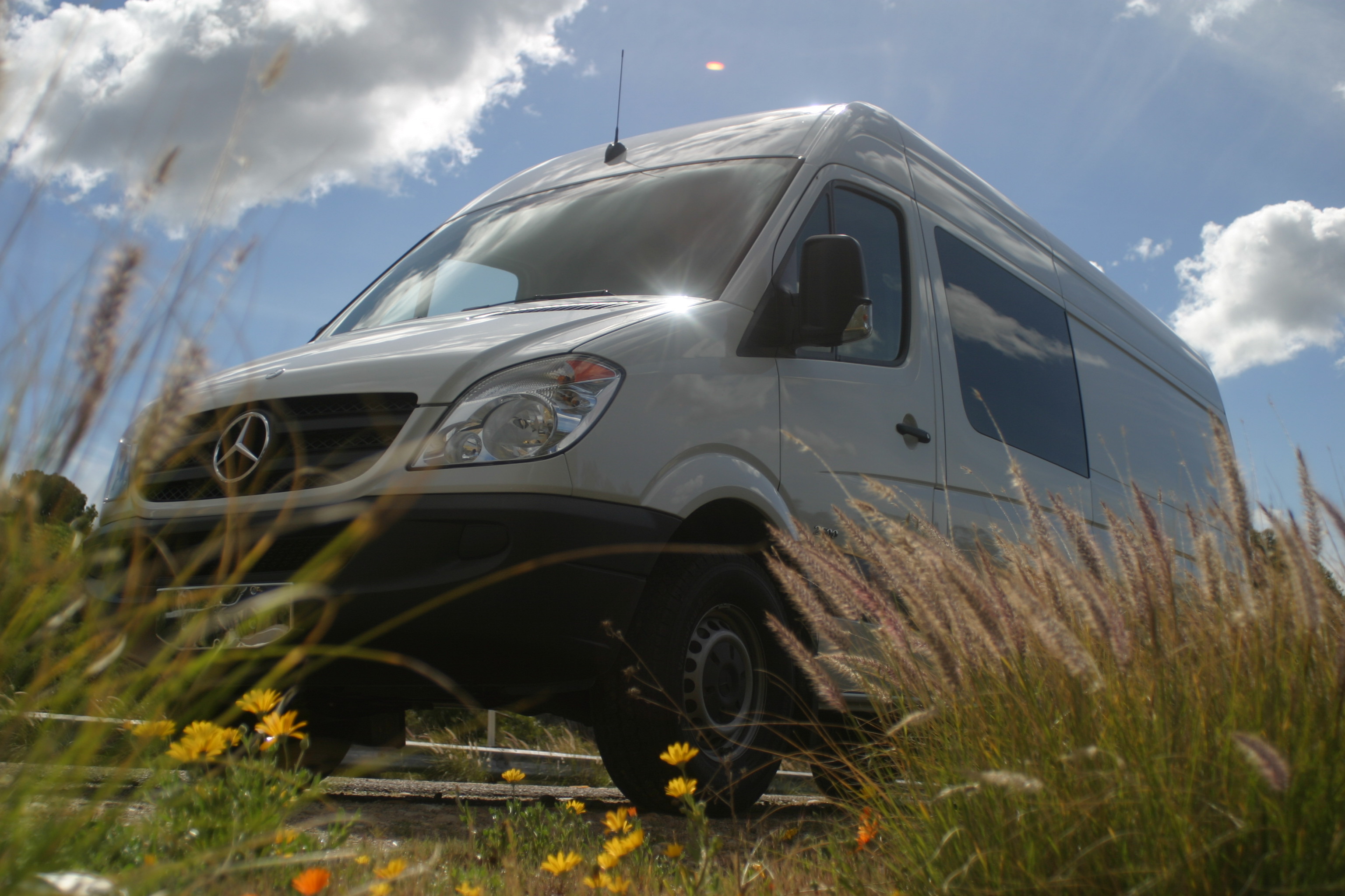 12 and 15 passenger Sprinter van rental in Vancouver, WA for Pacific Northwest group travel