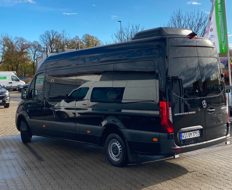 Europe 9 Seater XL — 170" Wheelbase dimensions diagram