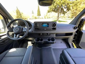 Front cockpit and dashboard of the Sprinter van